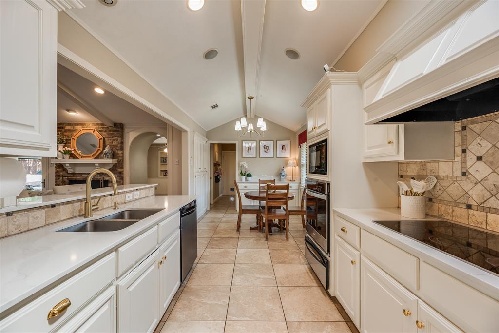 Prestonwood 08 - Residential