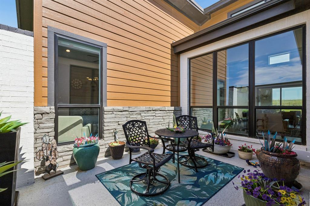 Bella Flora - Residential