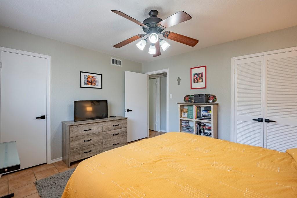 Bowser Oaks Condo - Residential