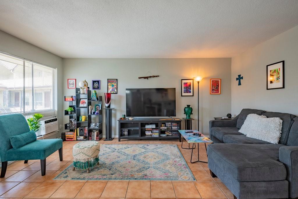 Bowser Oaks Condo - Residential