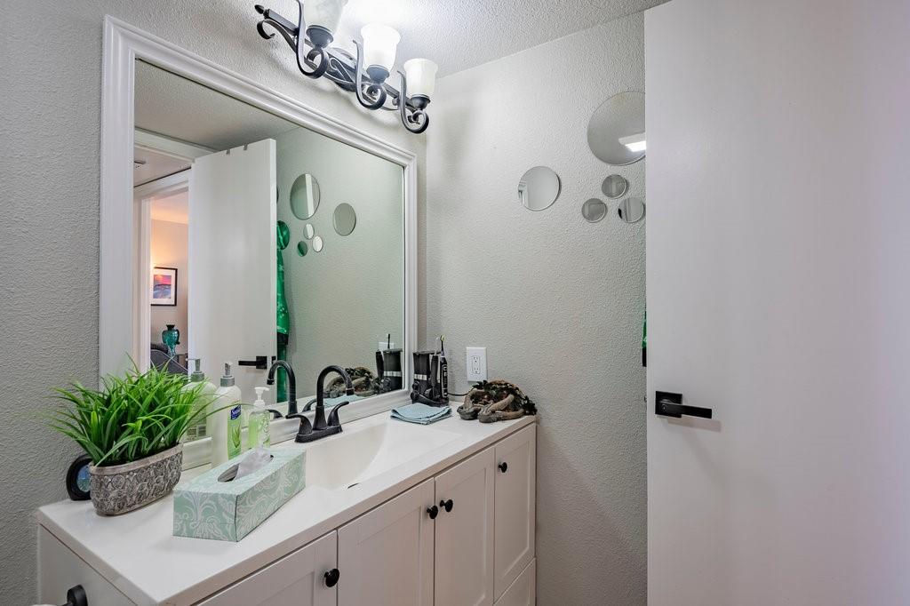Bowser Oaks Condo - Residential