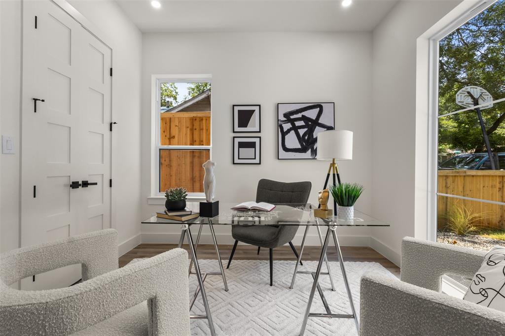 Mount Auburn - Residential