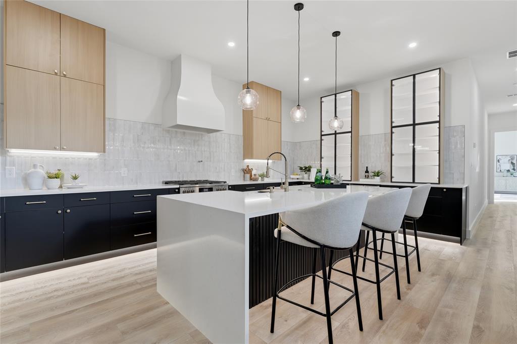 Mount Auburn - Residential