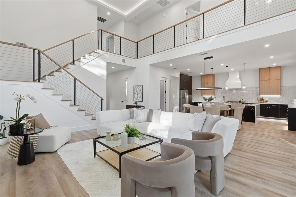 Mount Auburn - Residential
