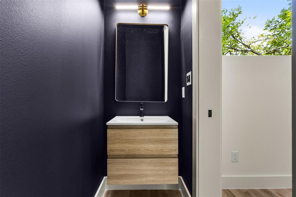 Mount Auburn - Residential