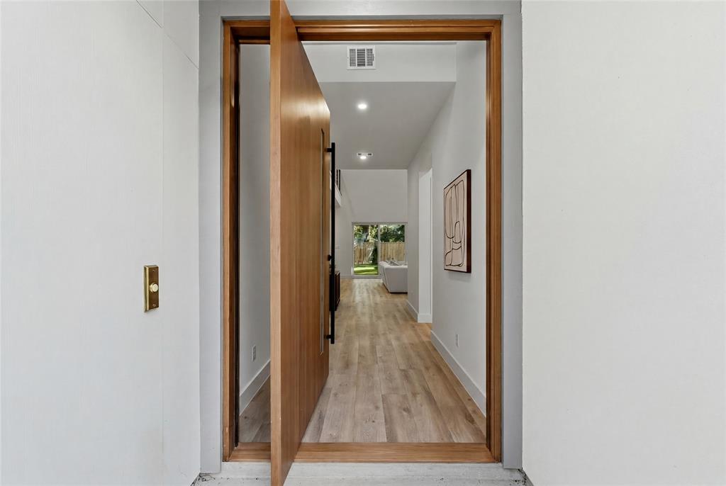 Mount Auburn - Residential