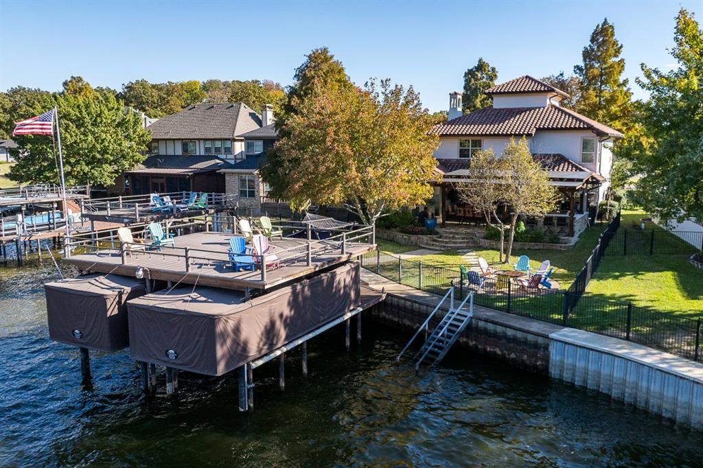 Pinnacle Club - Residential