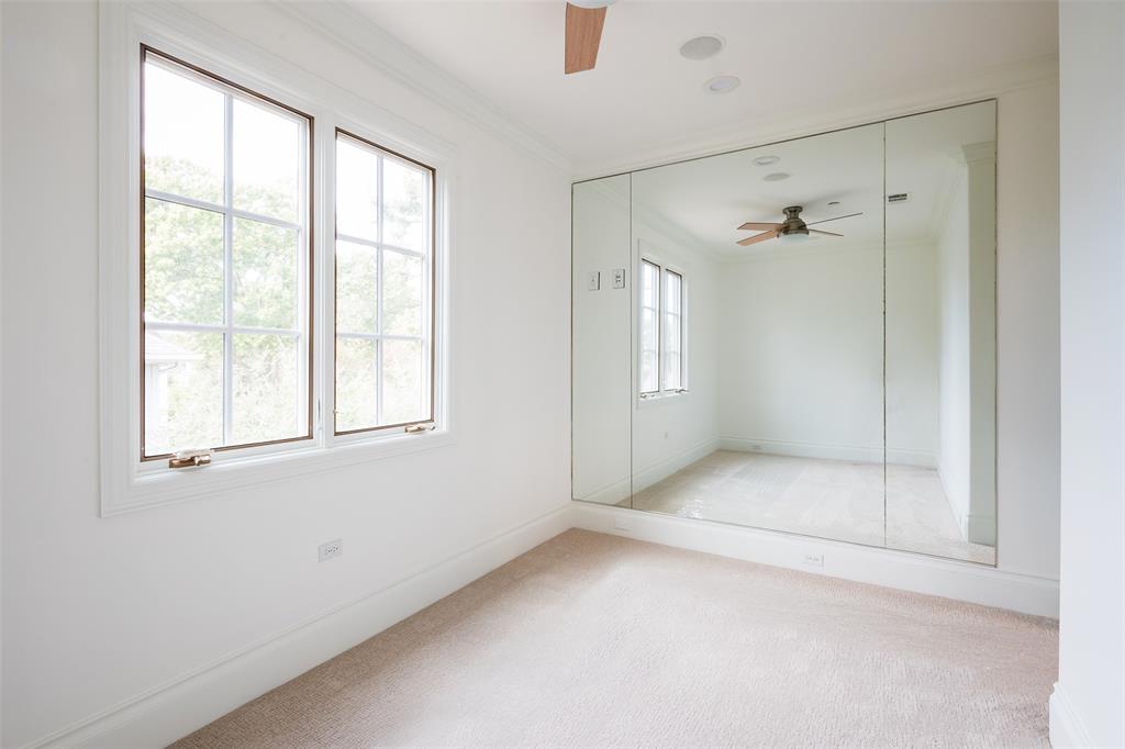 Manchester Downs - Residential