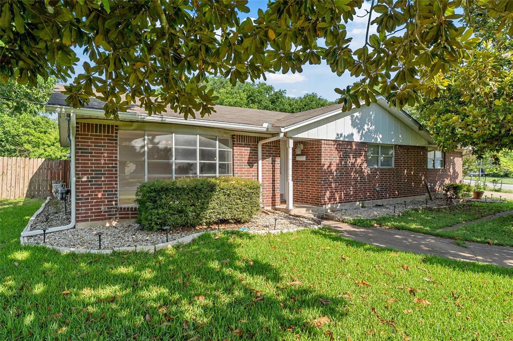 Davis Market - Residential