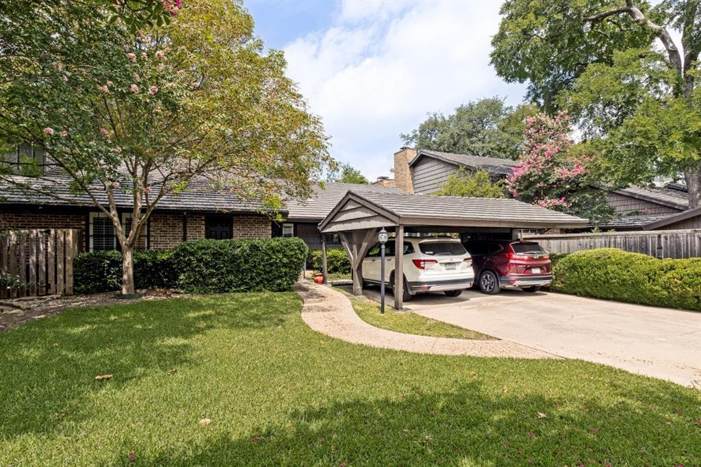 Hillcrest Villa Condo - Residential