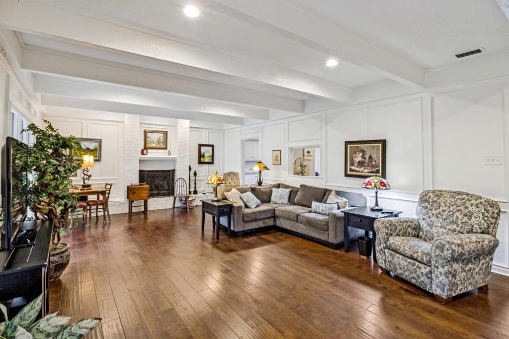 Hillcrest Villa Condo - Residential