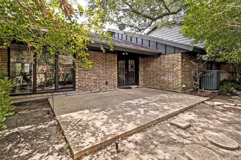 Hillcrest Villa Condo - Residential
