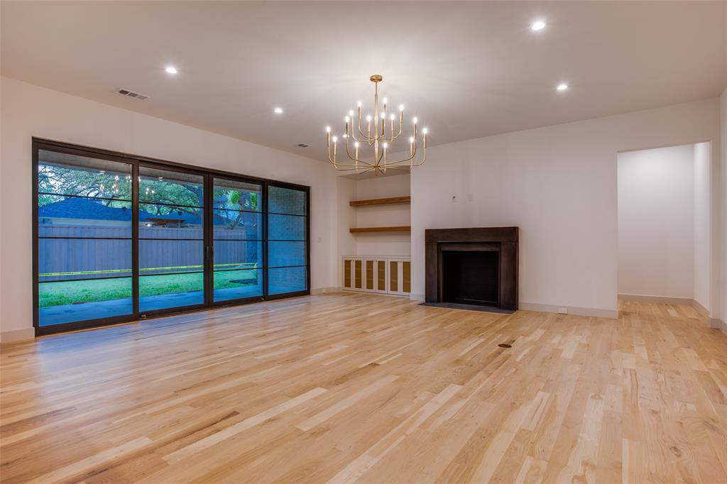 LAKEWOOD NORTH ESTATES - Residential