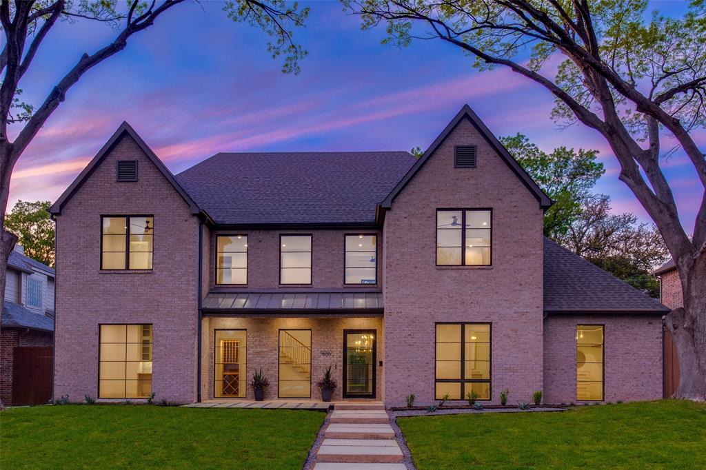 The first floor of this home is an entertainer’s dream, featuring a spacious 21 x 22 family room, formal dining room, a private study and a covered patio that extends the living space. The master suite is located on the first floor and includes a large walk-in closet. This home is truly a wine lover’s paradise with its stunning wine display and storage area tucked neatly underneath the stairs. The beautiful Pella windows, which flood the front of the home with natural light, create a bright and inviting atmosphere that is sure to make you feel happy and uplifted. The second floor of this home offers three bedrooms, providing ample space for a growing family or overnight guests. The 19 x 17 game room is the perfect place for movie nights, game nights,or a quiet retreat. With plenty of room for everyone, this floor is designed for comfortable living and entertainment.