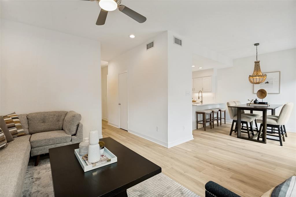 Boardwalk On The Pkwy Condos - Residential