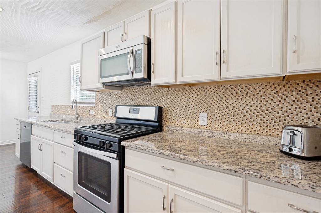 Valwood Park 04 - Residential