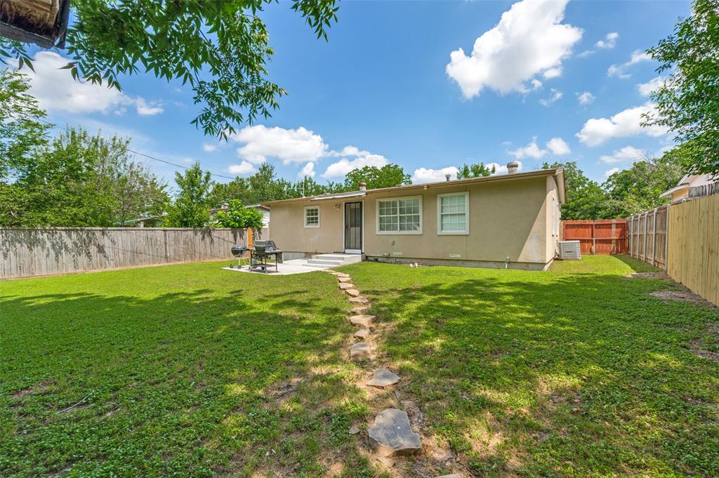Valwood Park 04 - Residential