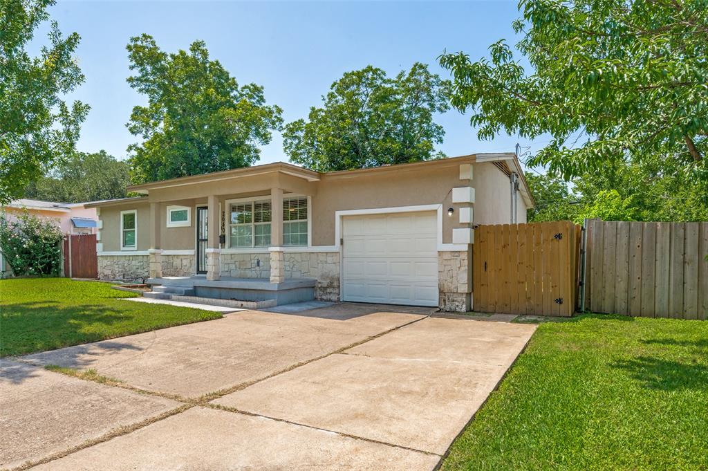 Valwood Park 04 - Residential