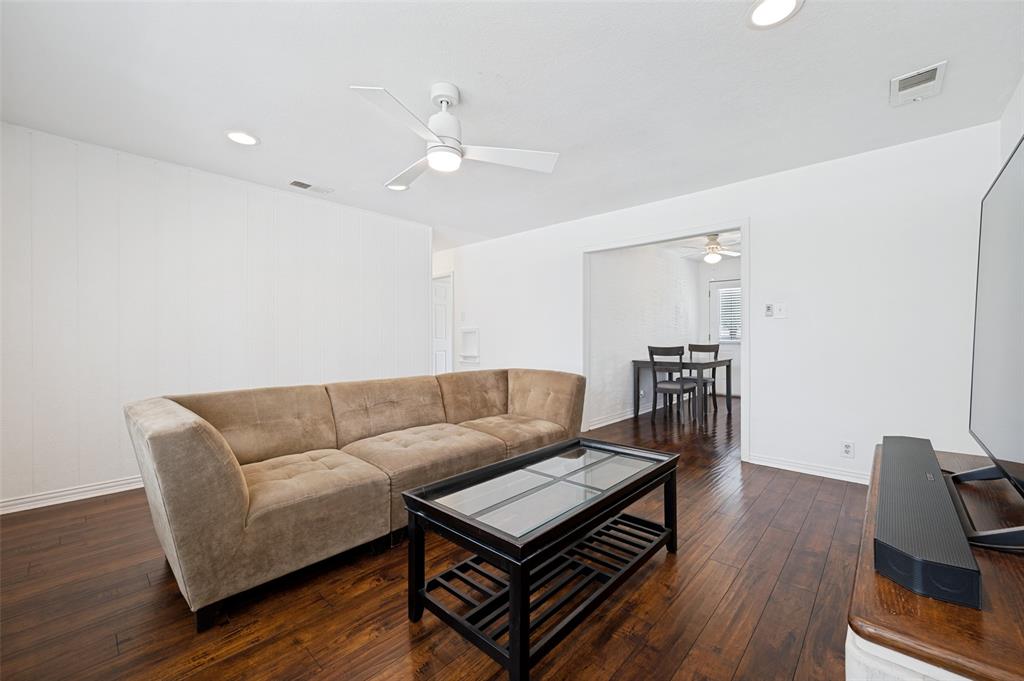 Valwood Park 04 - Residential
