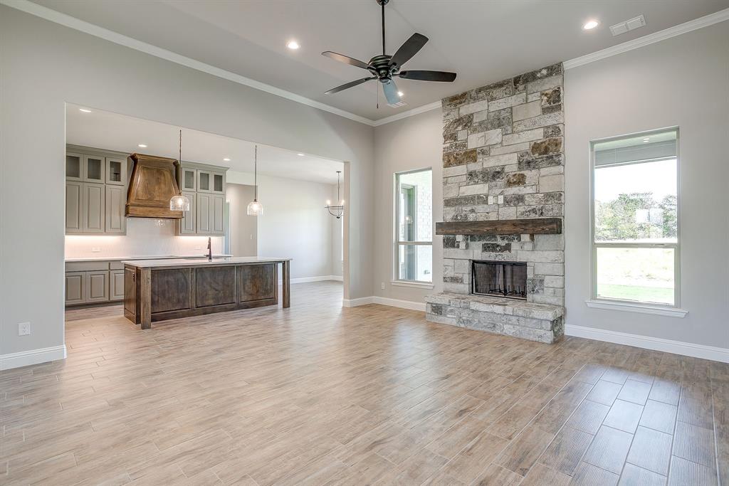 Prairie Wind Estate - Residential