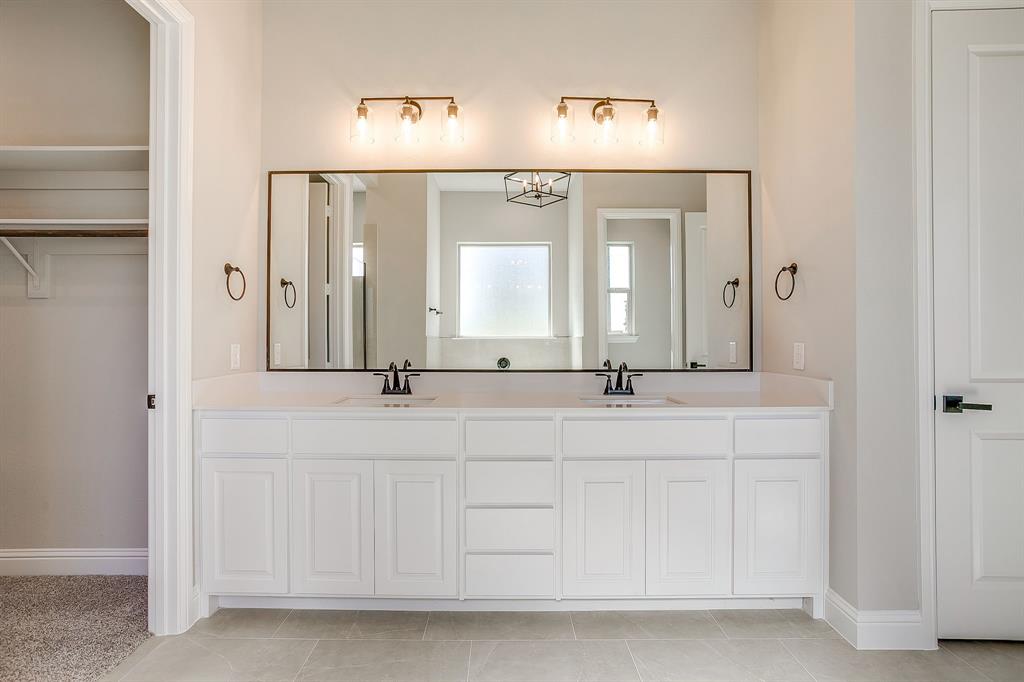 Prairie Wind Estate - Residential
