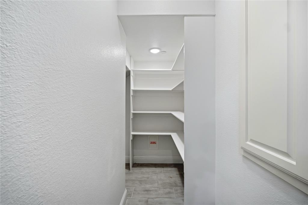 Riverset - Residential