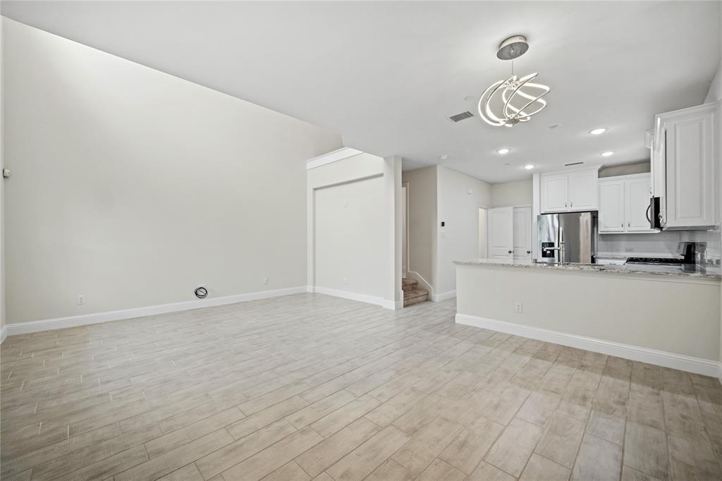 Riverset - Residential