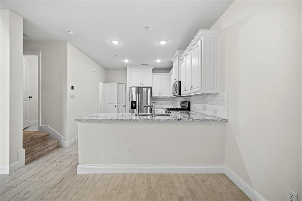 Riverset - Residential