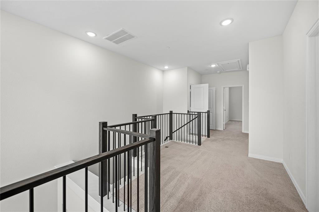 Riverset - Residential