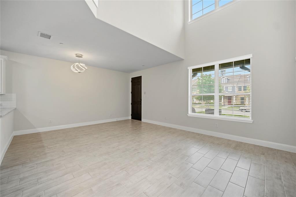 Riverset - Residential
