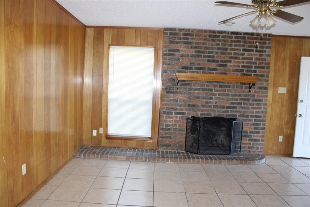 Lovely brick FULL duplex has been well maintained. It could definitely use updating but is very solid and move in ready. 615 NW Renfro is included in this price and has 3 bedrooms and two baths along with a wet bar! 613 NW Renfro is a two bedroom two bath with a single car garage. Both sides have been well maintained. Tile throughout except for the kitchen which is linoleum. Great investment opportunity! You could live in one side and lease out the other, or simply lease out the whole thing. Excellent location as the property is close to old town Burleson with lots of entertainment and shopping.
