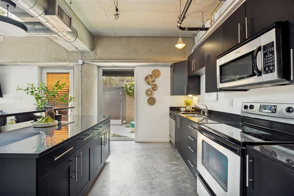 Beat At The South Side Station - Residential