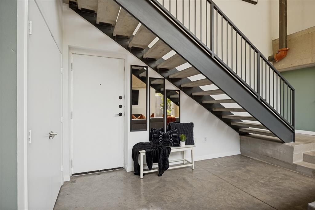 Beat At The South Side Station - Residential