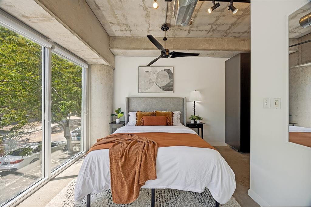 Beat At The South Side Station - Residential