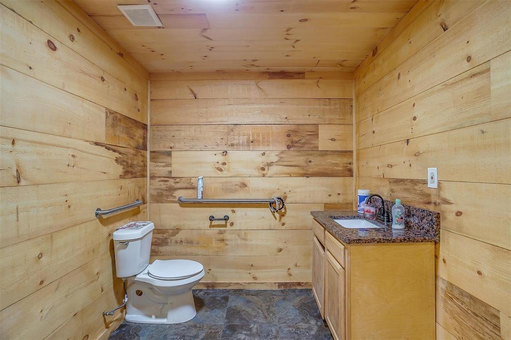 Murray Hill Add - Commercial Lease