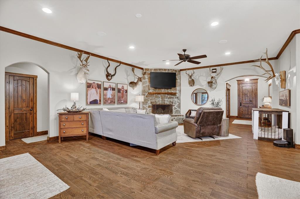 E CHENOWORTH - Residential