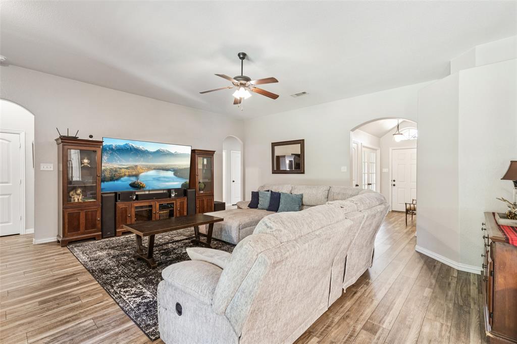 Silver Creek Manor - Residential