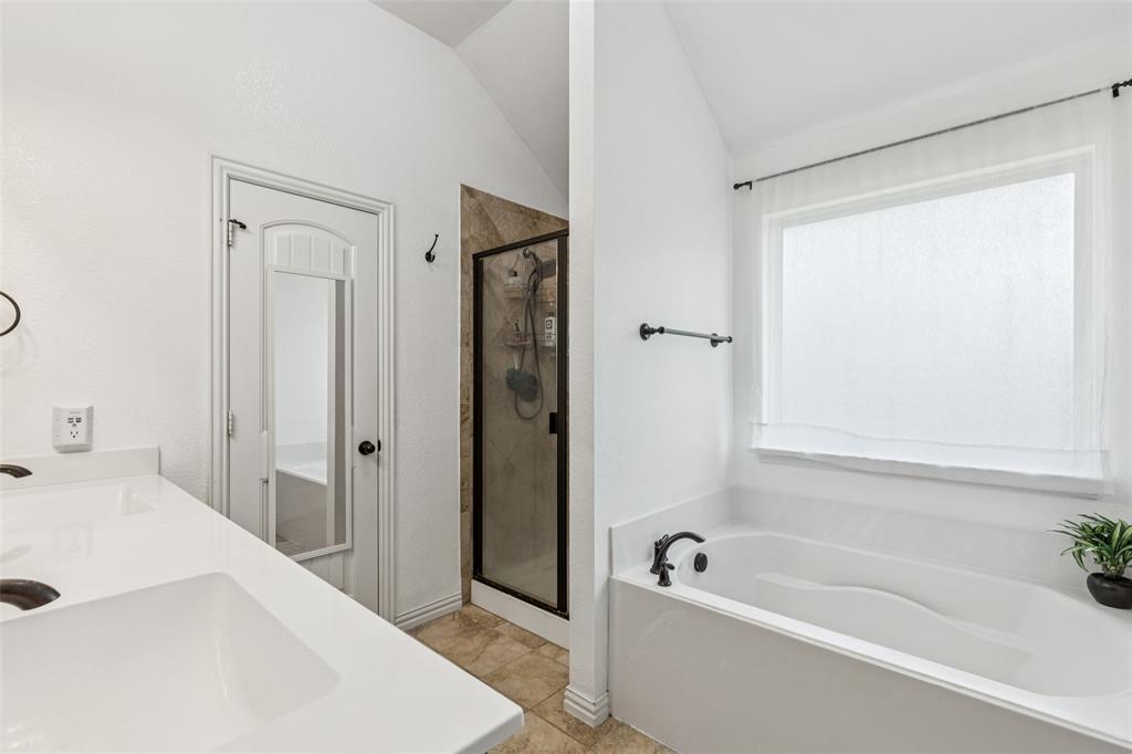 Silver Creek Manor - Residential
