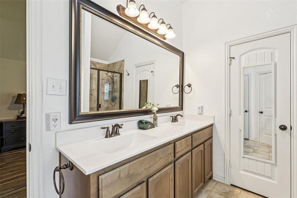 Silver Creek Manor - Residential