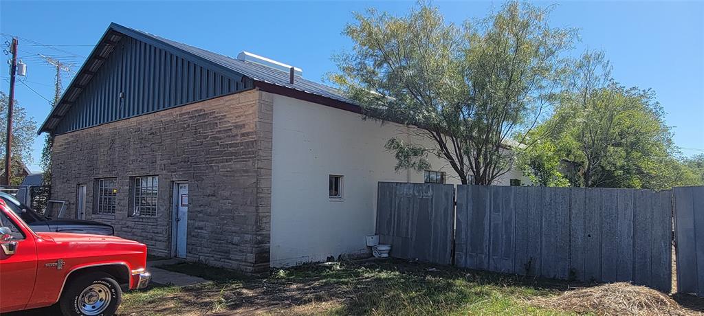 South Park Acres Add - Commercial Sale