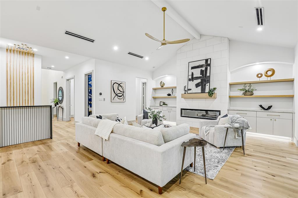 Lake Forest Village Ph 3 - Residential