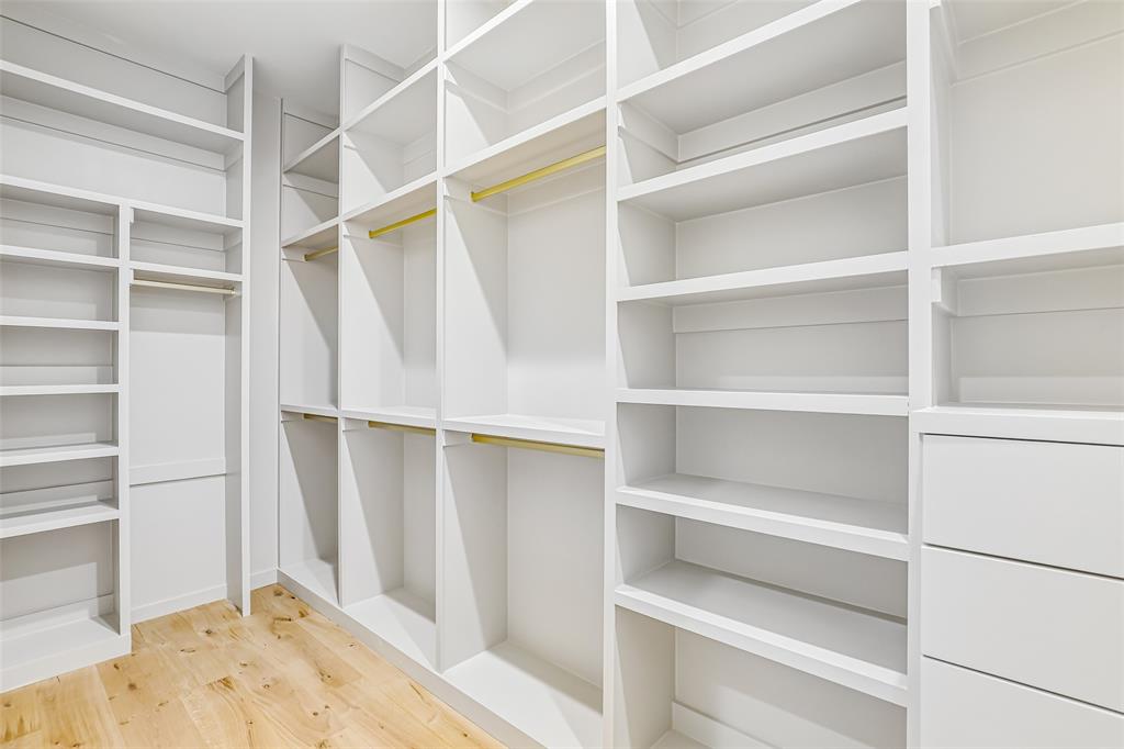 Lake Forest Village Ph 3 - Residential