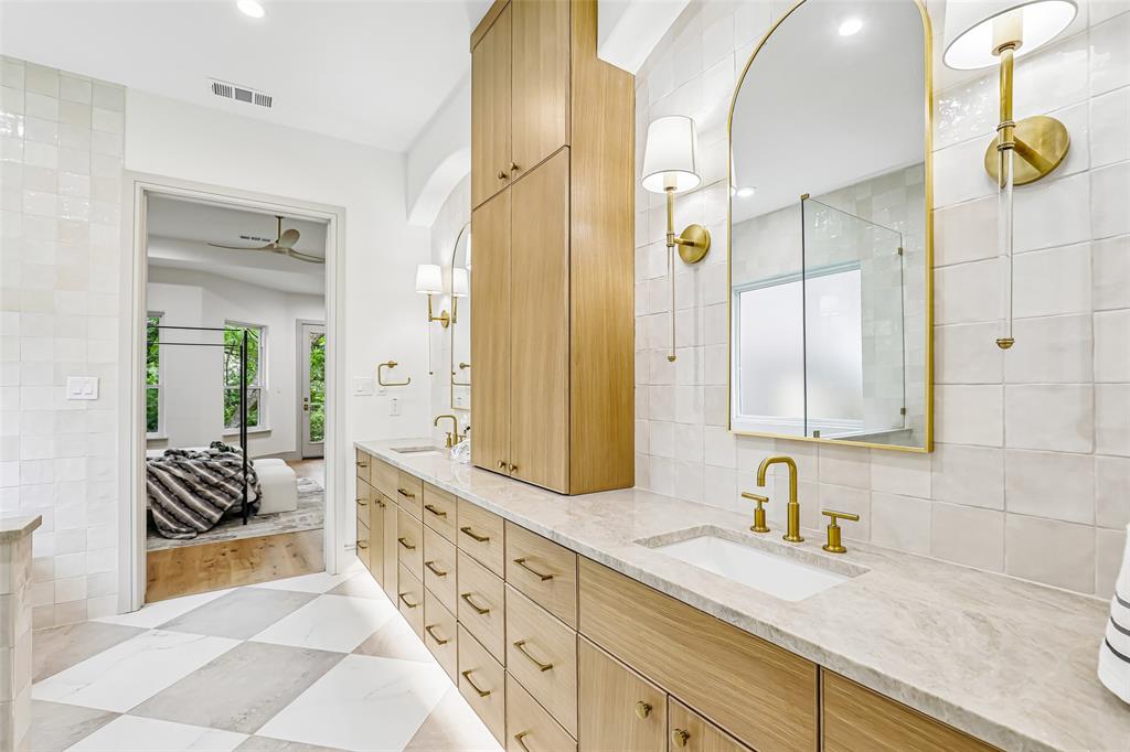 Lake Forest Village Ph 3 - Residential