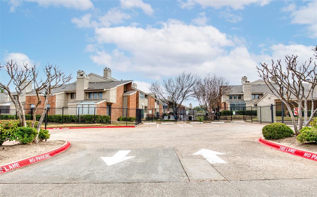 Trinity Royal Condos - Residential