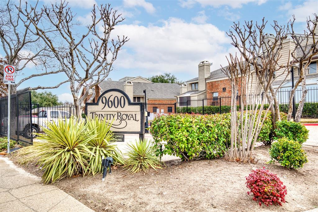 Trinity Royal Condos - Residential