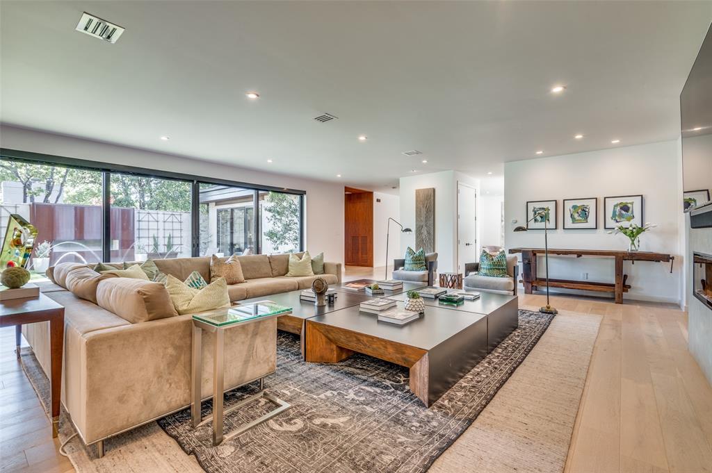 Chamberlain Arlington Heights 1st - Residential