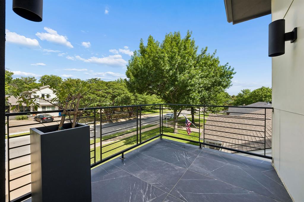 Lake Highlands Estates - Residential