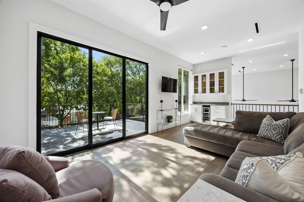 Lake Highlands Estates - Residential