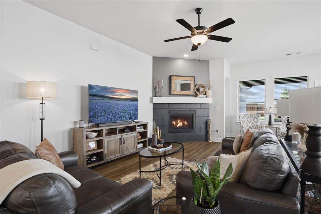 Mantua Point - Residential