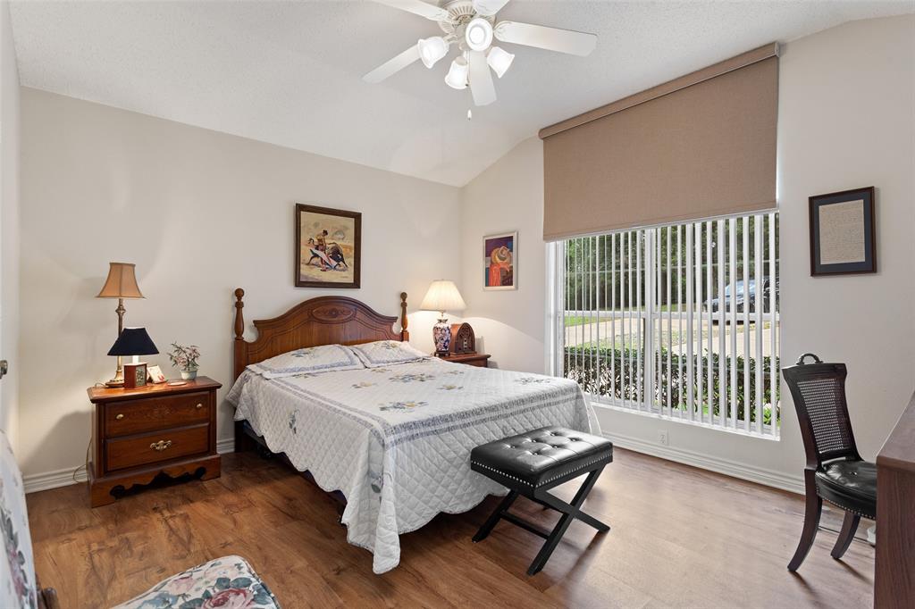 S136600 - HIDE A WAY LAKE - Residential